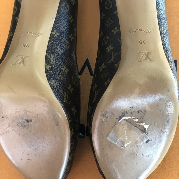 Louis Vuitton Monogram Canvas Malibu PeepToe Pumps - Picture 5 of 8